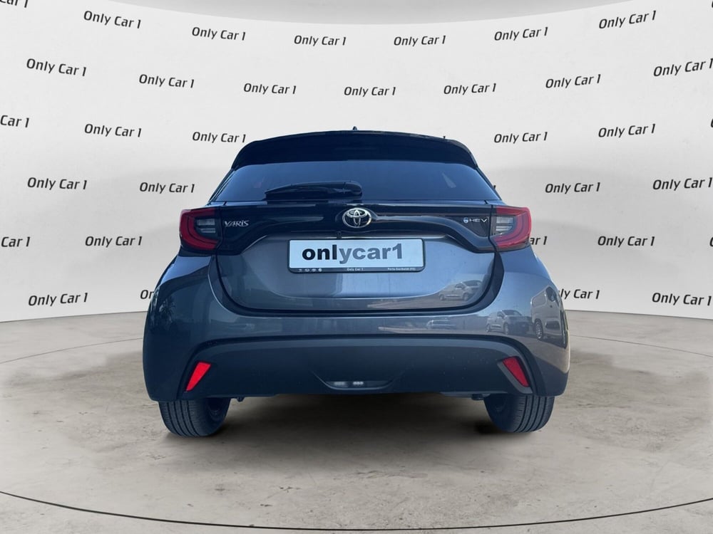 Toyota Yaris nuova a Ferrara (4)