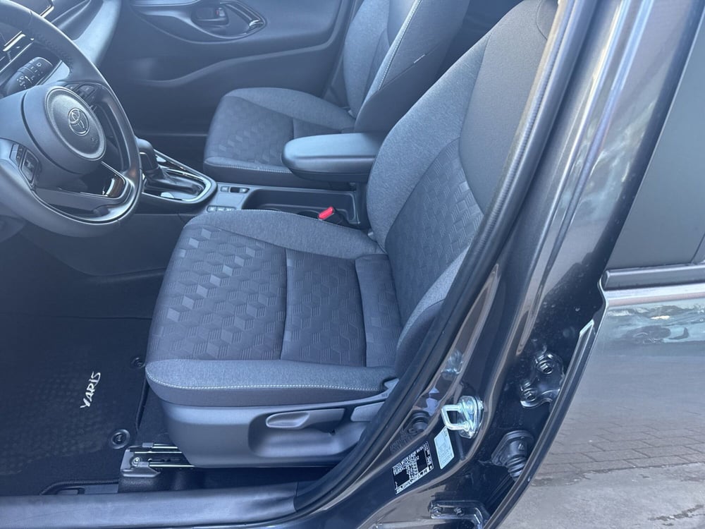 Toyota Yaris nuova a Ferrara (9)