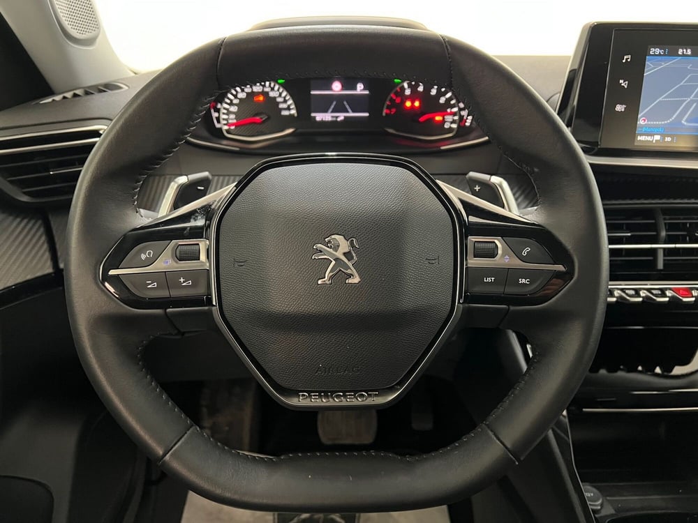 Peugeot 2008 usata a Bari (18)
