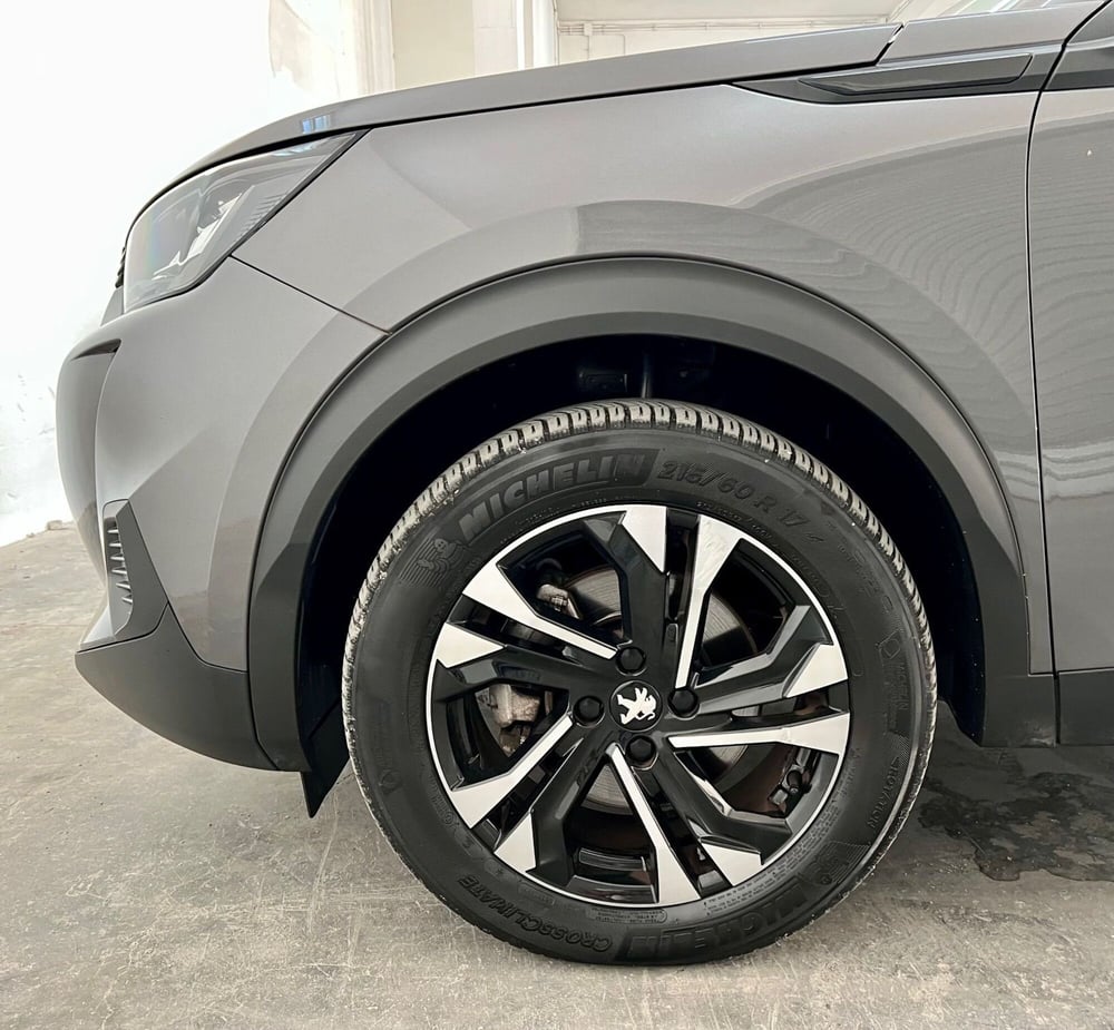 Peugeot 2008 usata a Bari (9)