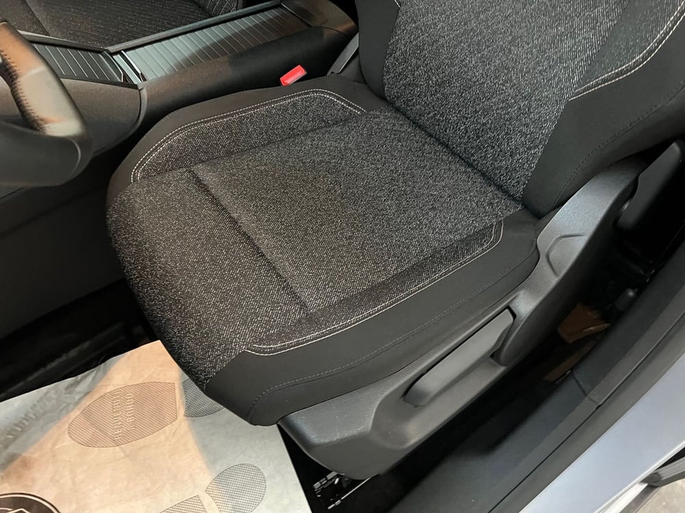Peugeot Rifter usata a Bari (16)