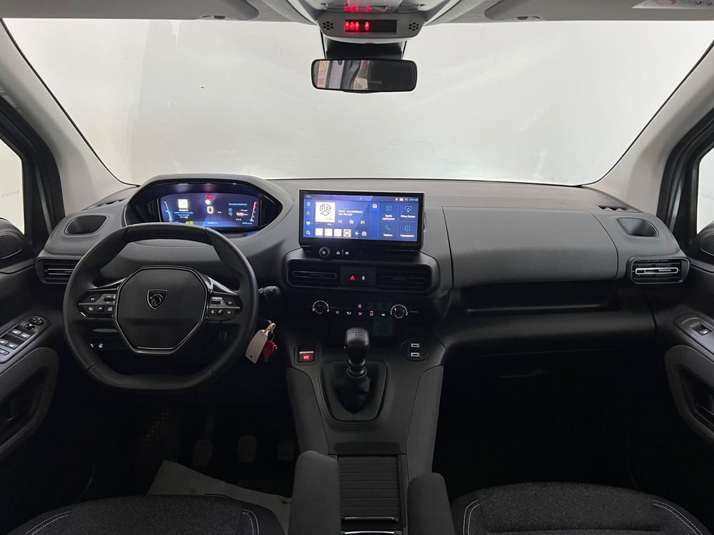 Peugeot Rifter usata a Bari (19)