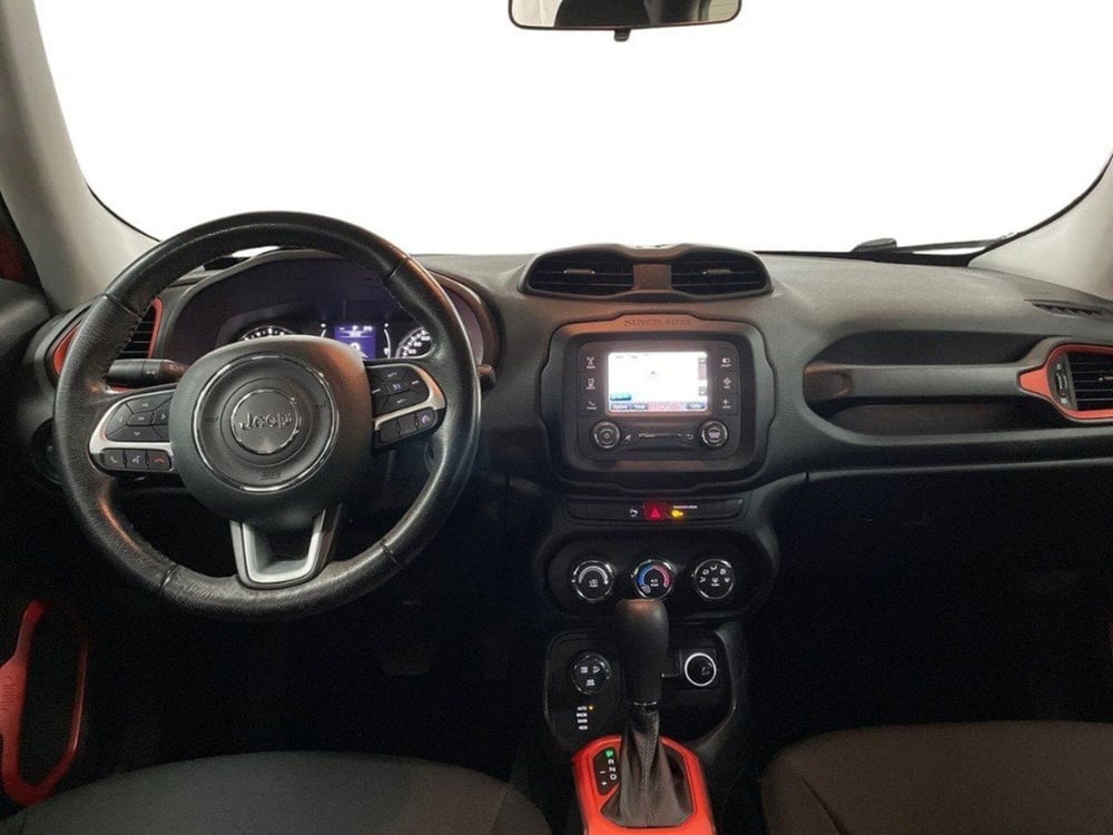Jeep Renegade usata a Macerata (10)