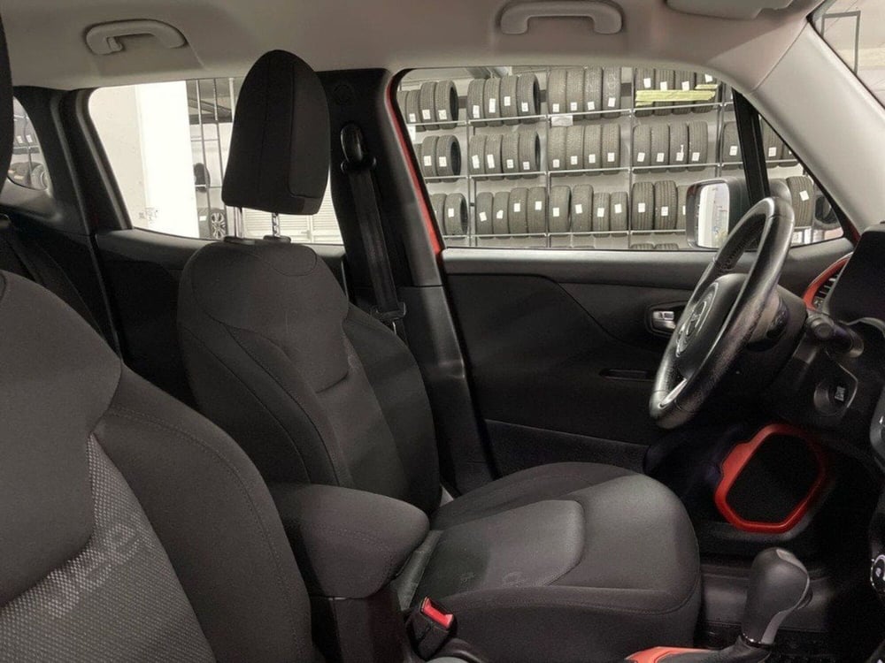 Jeep Renegade usata a Macerata (14)