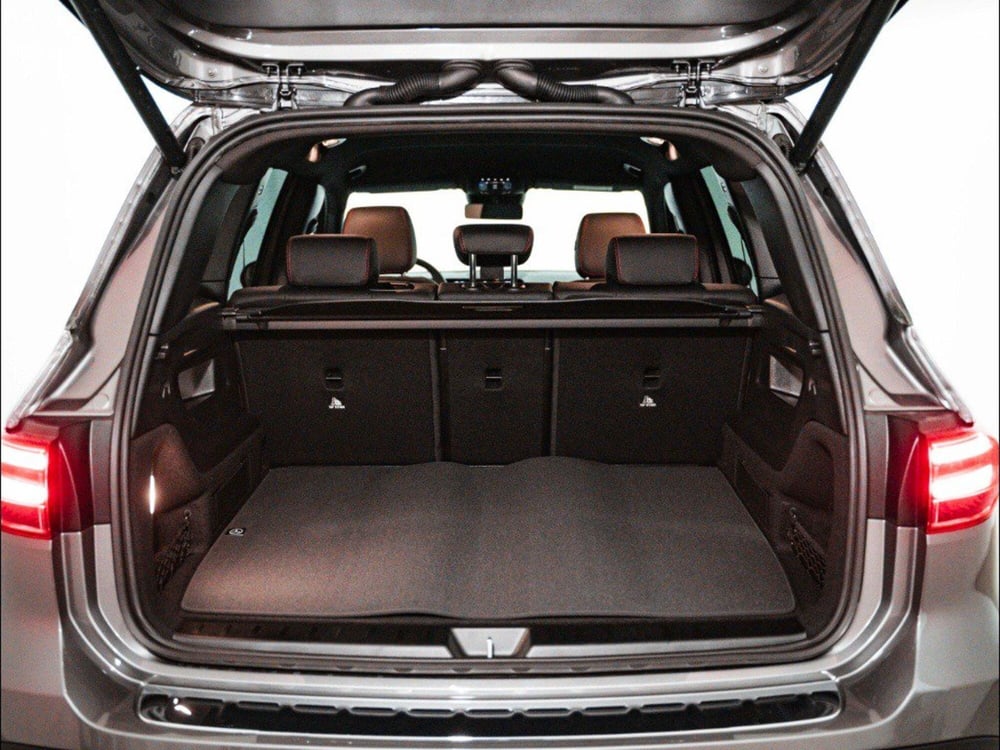 Mercedes-Benz GLB nuova a Macerata (10)