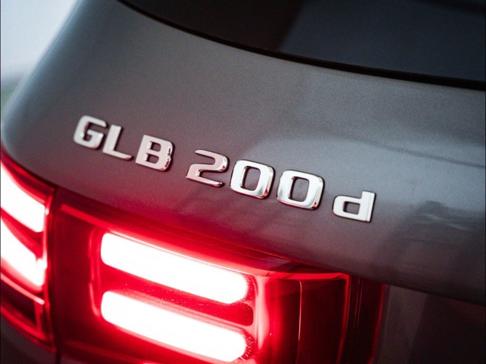 Mercedes-Benz GLB nuova a Macerata (9)