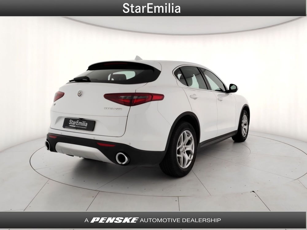 Alfa Romeo Stelvio usata a Bologna (5)