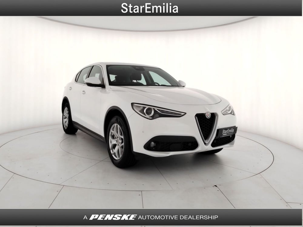Alfa Romeo Stelvio usata a Bologna (6)