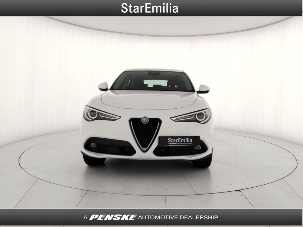 Alfa Romeo Stelvio usata a Bologna (7)