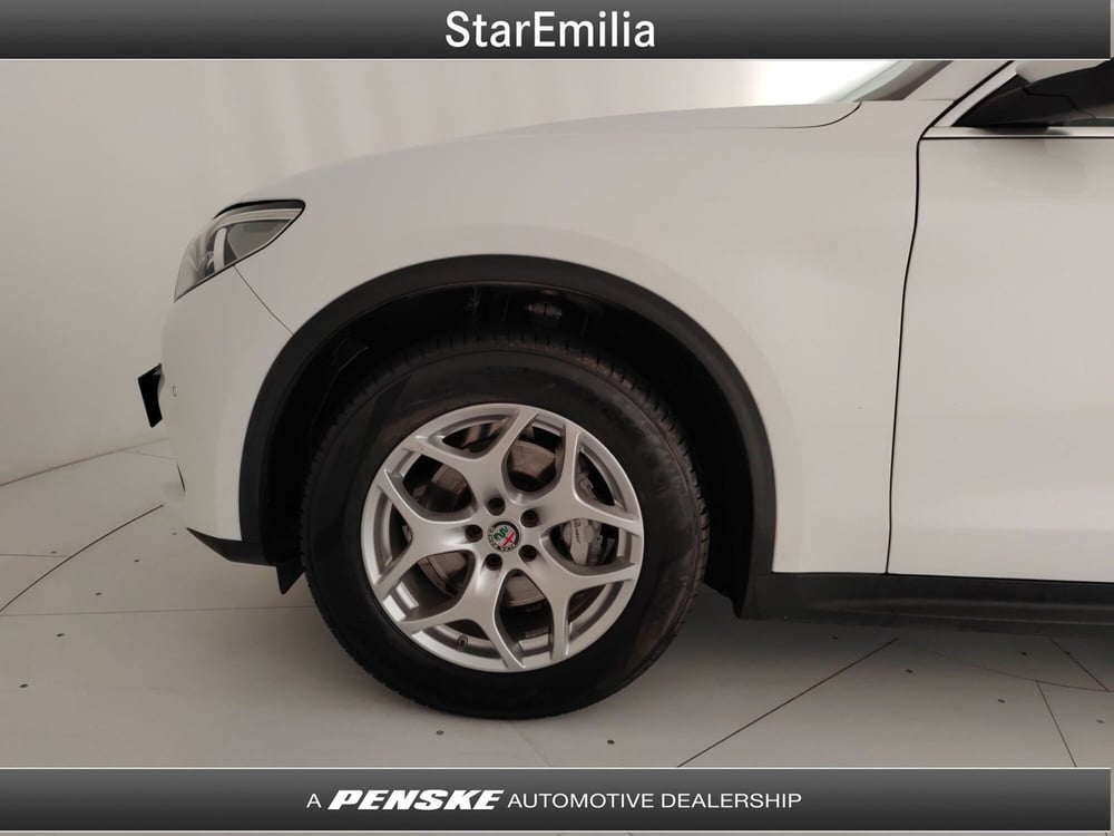 Alfa Romeo Stelvio usata a Bologna (8)