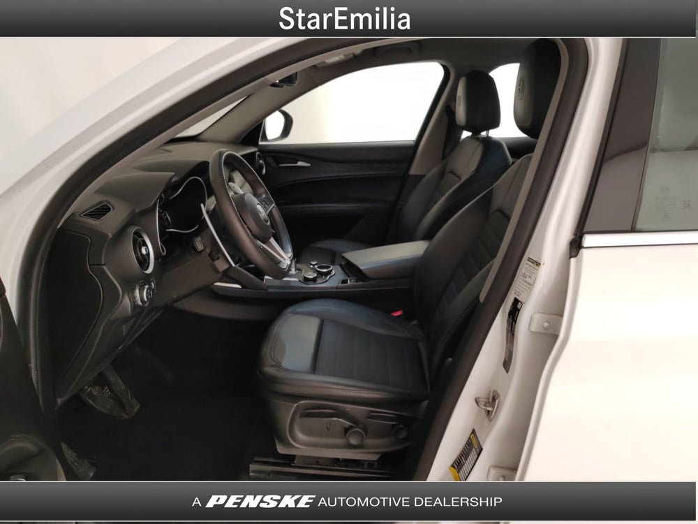 Alfa Romeo Stelvio usata a Bologna (9)