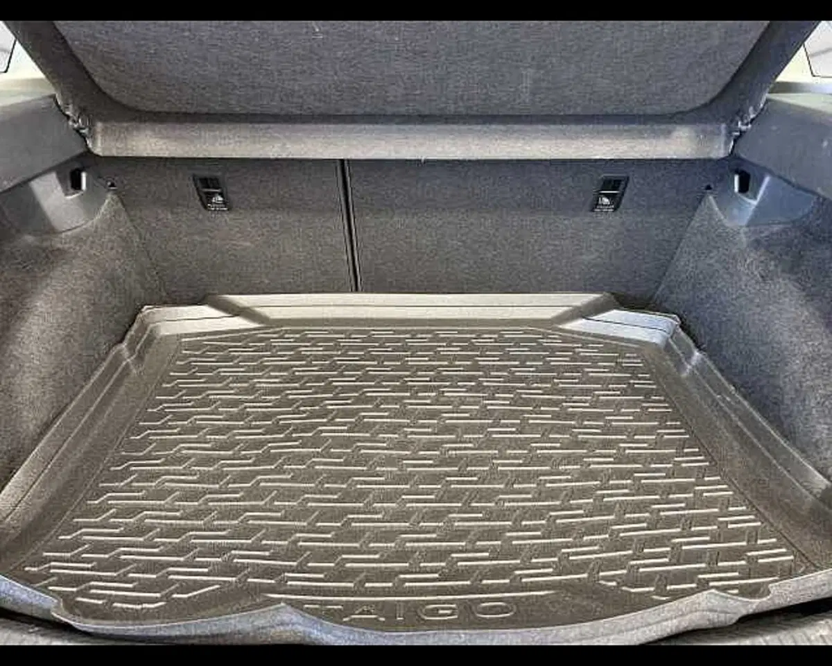 Volkswagen Taigo usata a Roma (10)