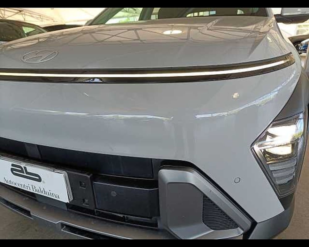 Hyundai Kona usata a Roma (13)