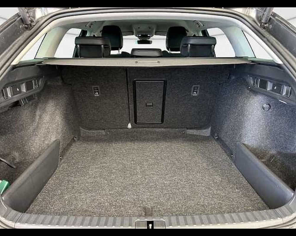 Skoda Octavia Station Wagon usata a Roma (10)