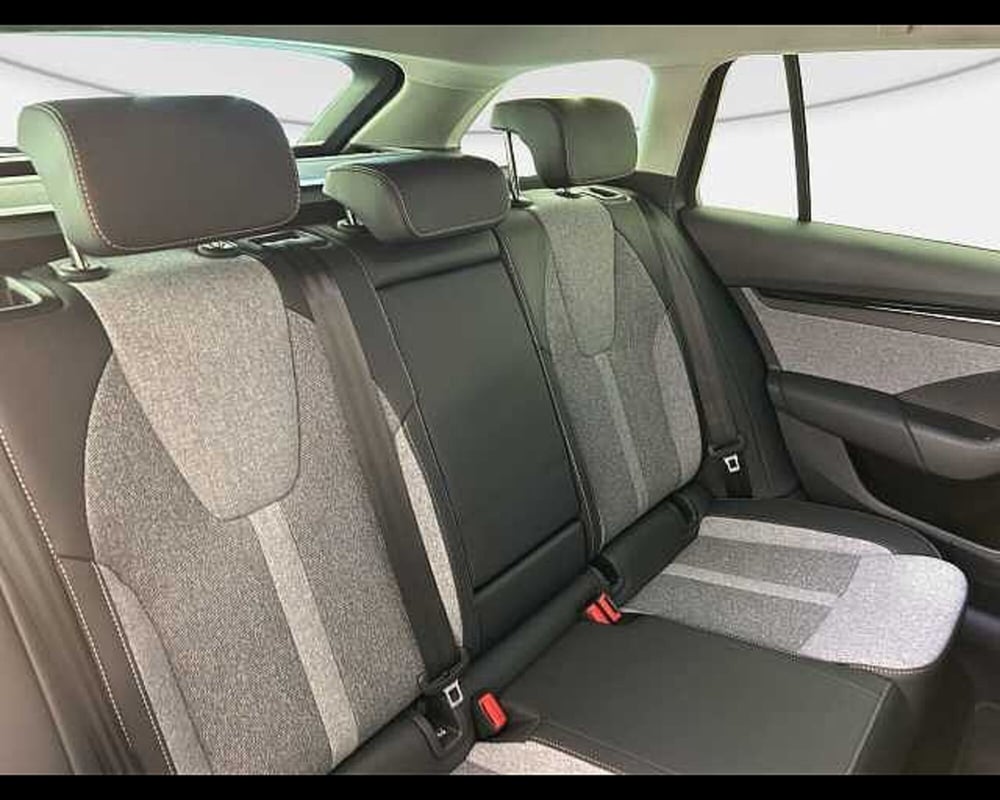 Skoda Octavia Station Wagon usata a Roma (9)