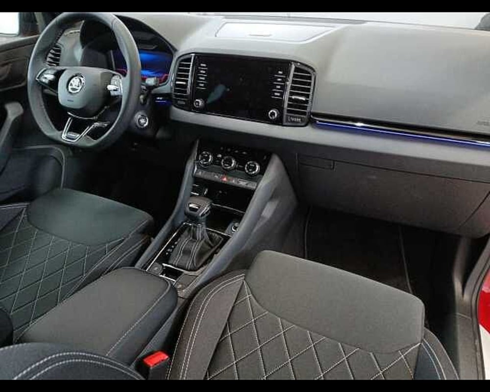 Skoda Karoq nuova a Roma (17)