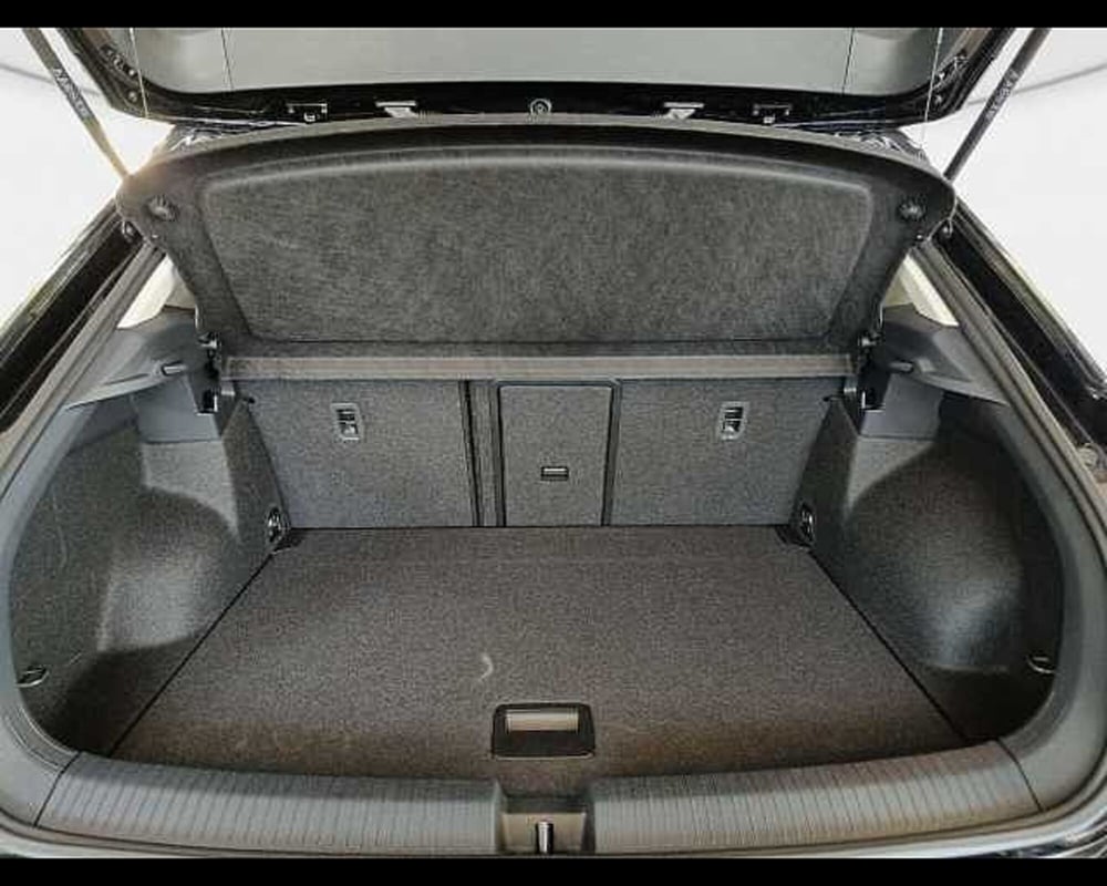 Volkswagen T-Roc nuova a Roma (11)