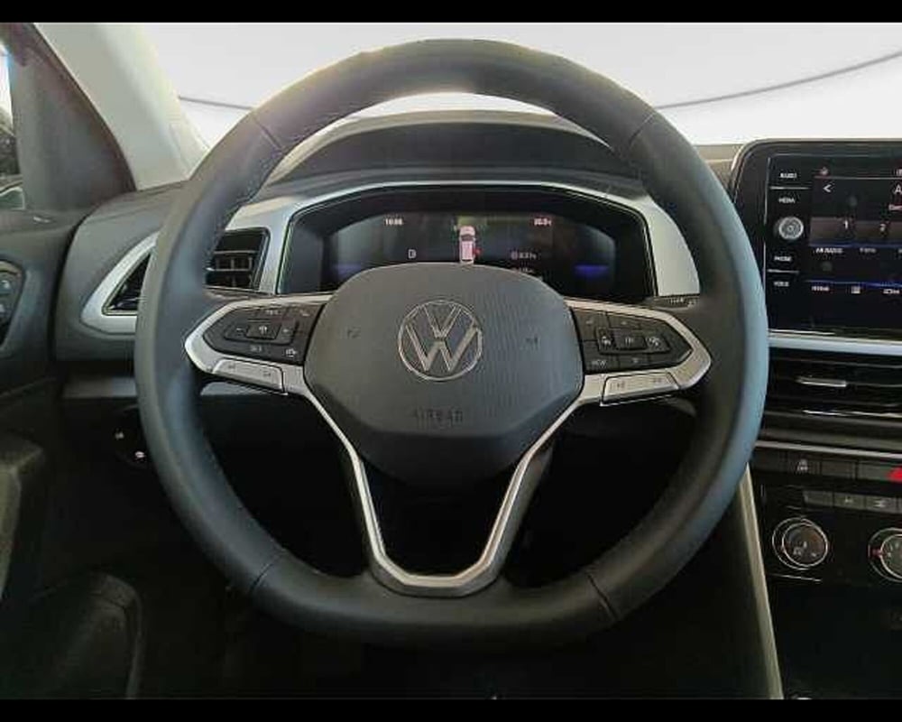 Volkswagen T-Roc nuova a Roma (7)