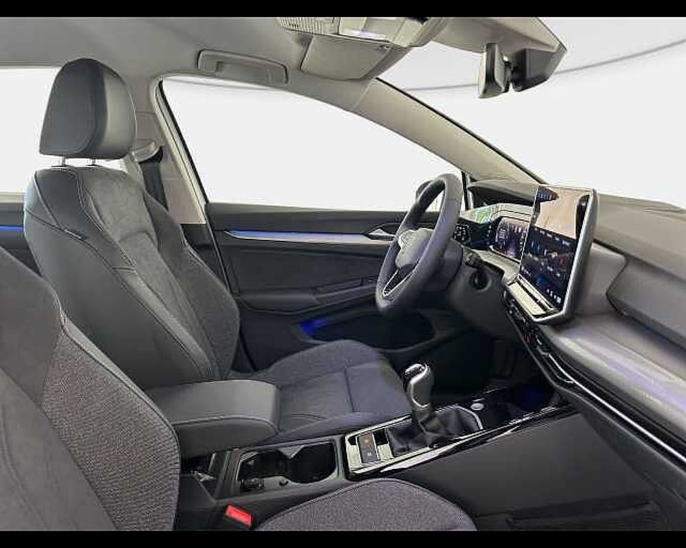 Volkswagen Golf nuova a Roma (8)