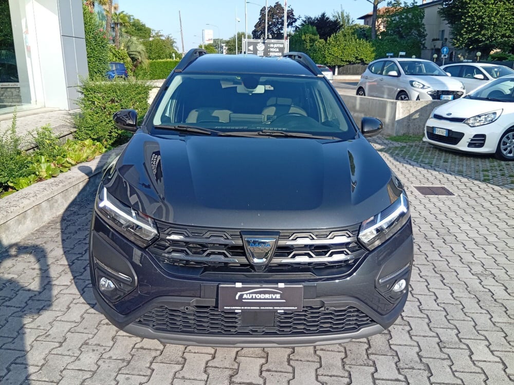 Dacia Jogger usata a Brescia (3)