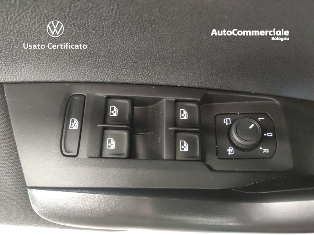 Volkswagen Taigo usata a Bologna (9)