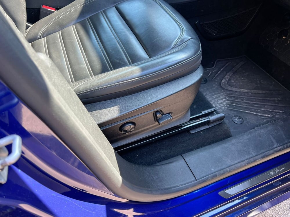 Alfa Romeo Stelvio usata a Salerno (8)