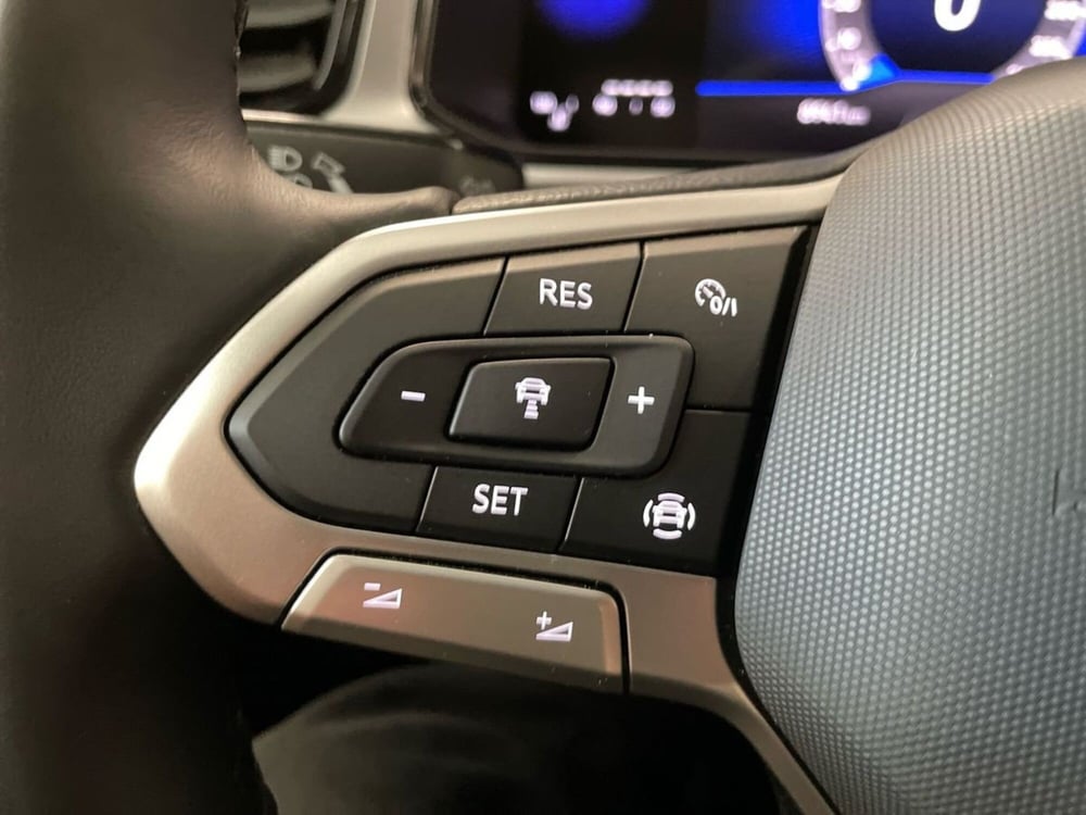 Volkswagen T-Roc usata a Prato (16)