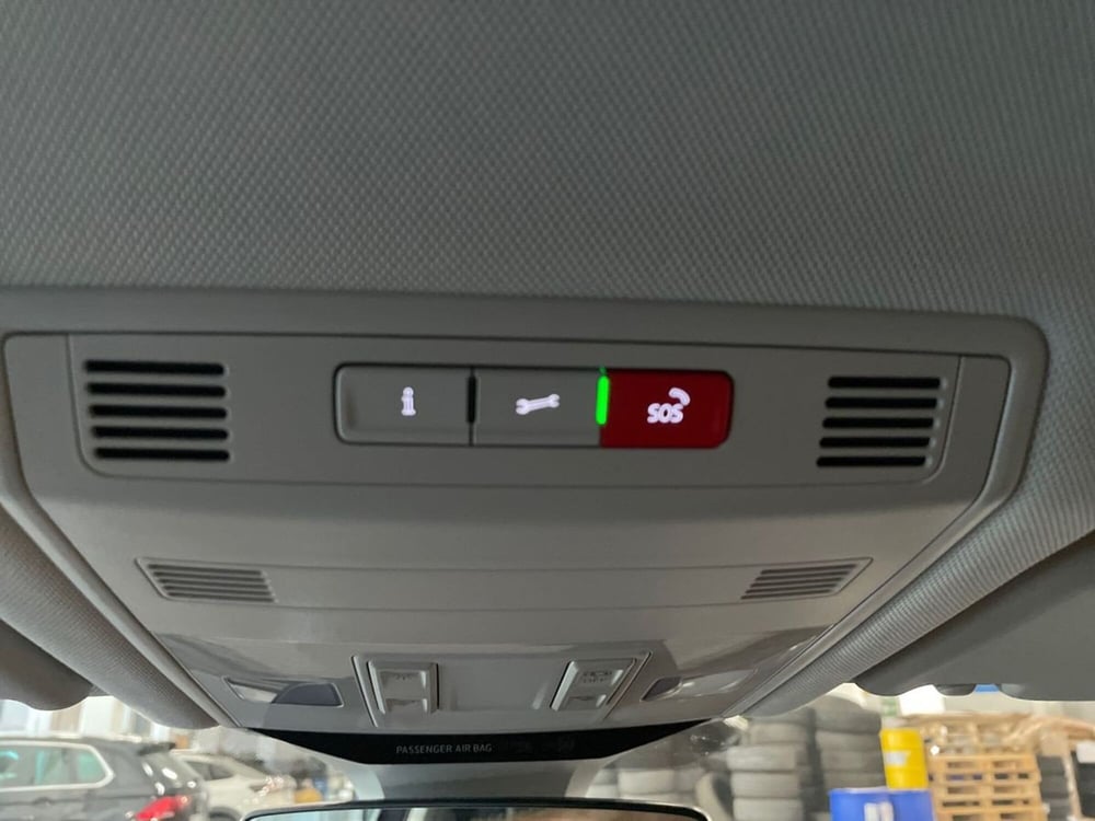 Volkswagen T-Roc usata a Prato (19)