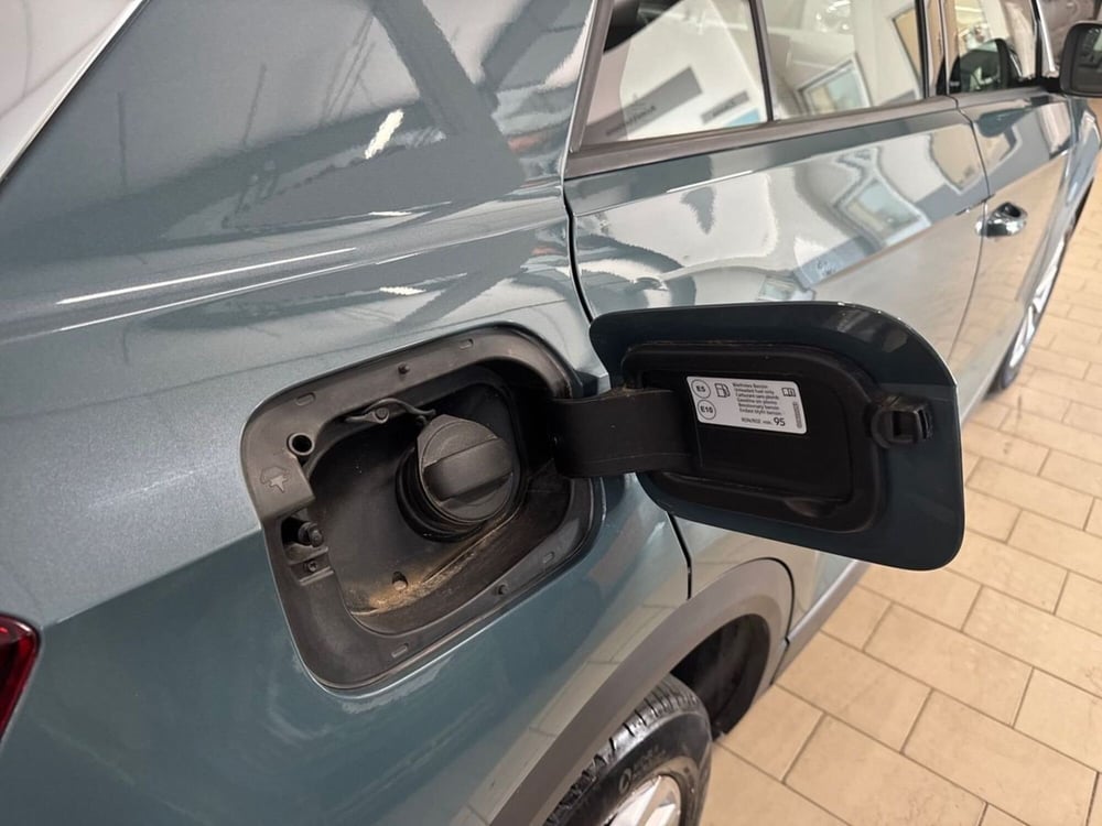 Volkswagen T-Roc usata a Prato (17)