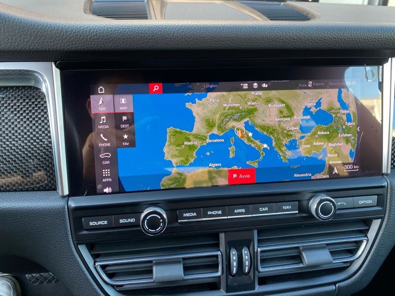 Porsche Macan usata a Firenze (14)