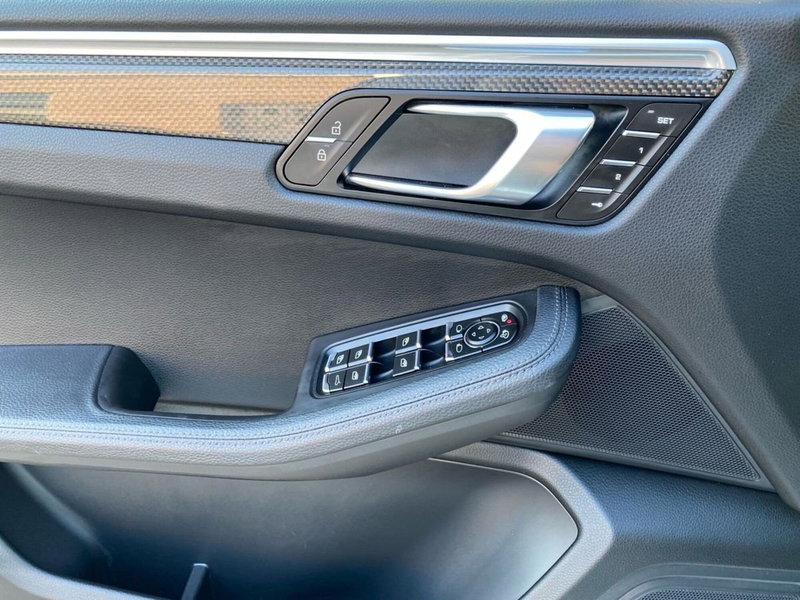 Porsche Macan usata a Firenze (19)