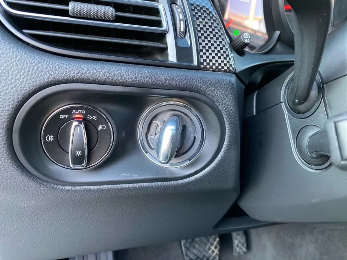 Porsche Macan usata a Firenze (20)