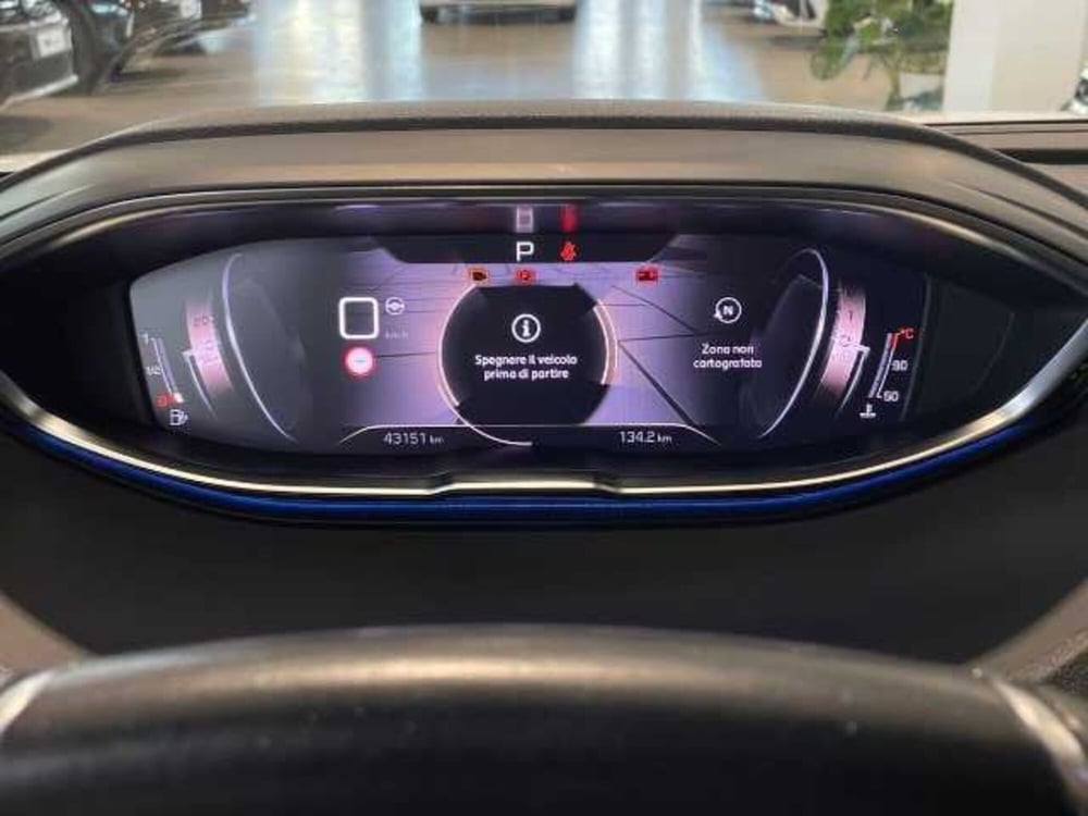 Peugeot 5008 usata a Pistoia (13)
