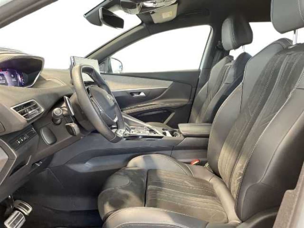 Peugeot 5008 usata a Pistoia (9)