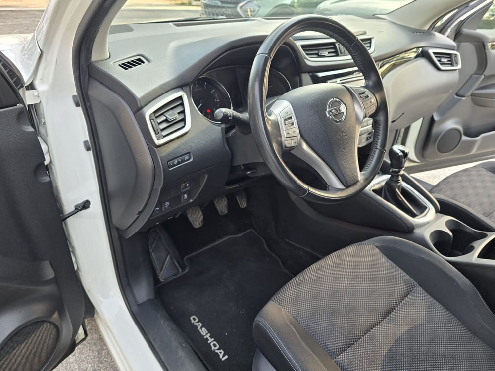 Nissan Qashqai usata a Rimini (11)