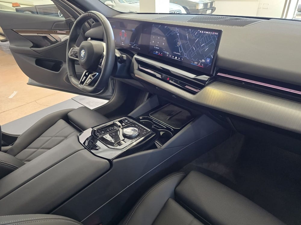 BMW Serie 5 usata a Rimini (16)