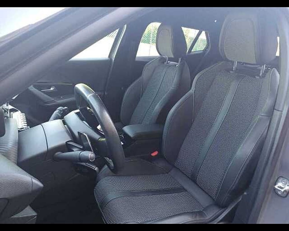 Peugeot 2008 usata a Venezia (10)