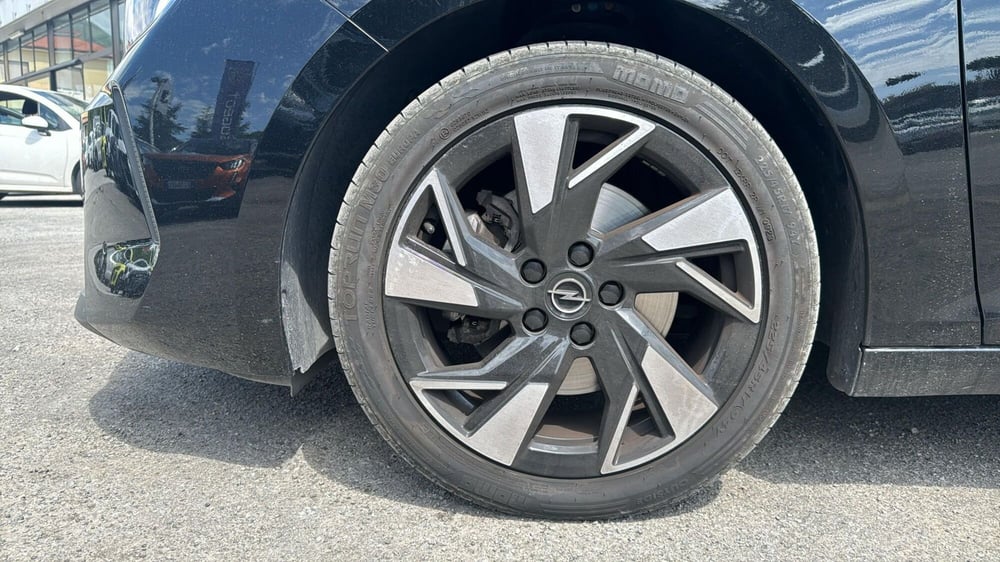 Opel Astra usata a Massa-Carrara (16)