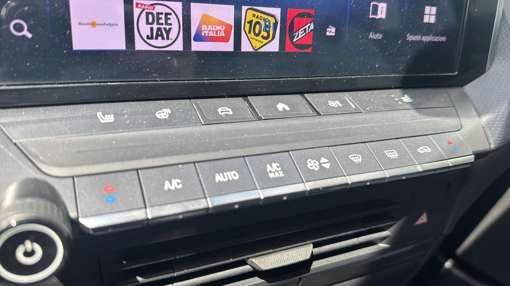 Opel Astra usata a Massa-Carrara (17)
