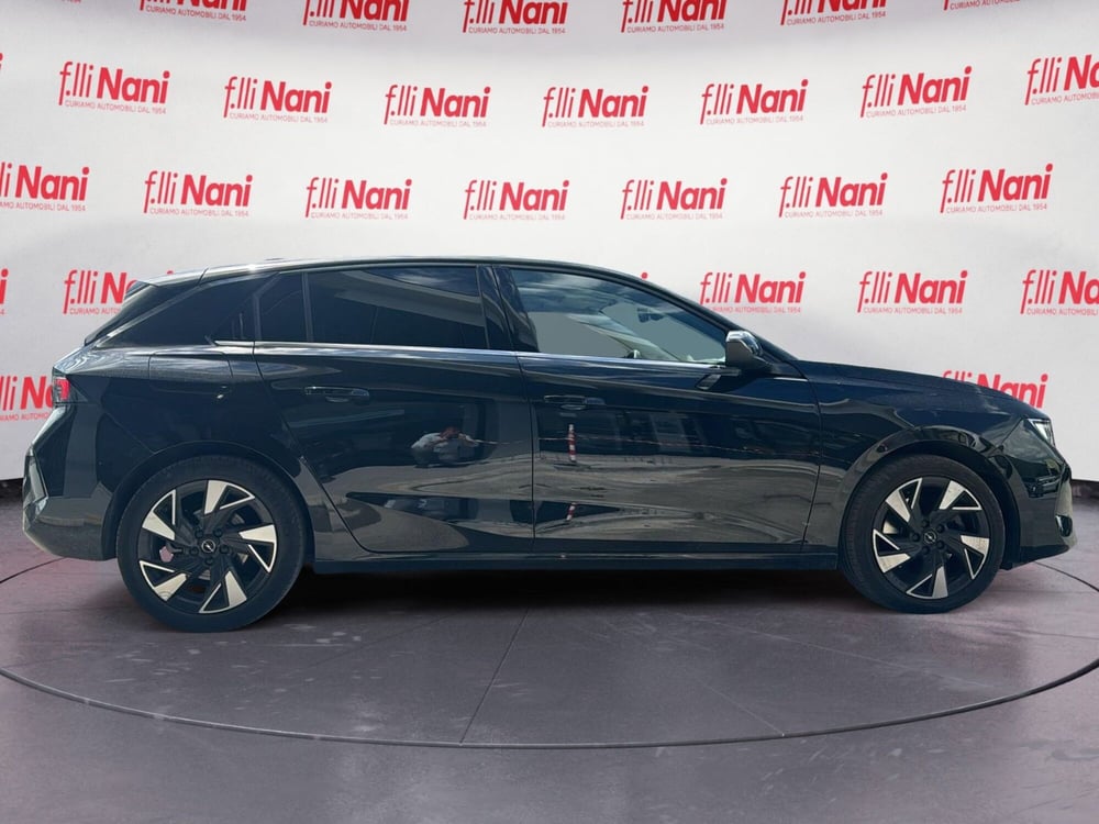 Opel Astra usata a Massa-Carrara (8)