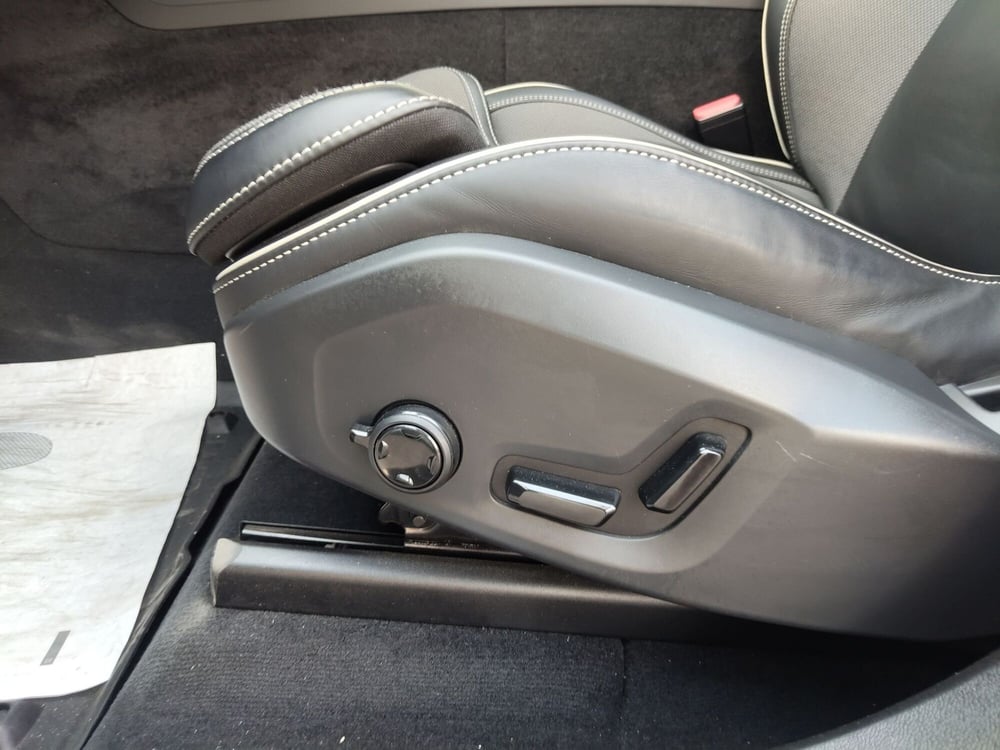 Volvo XC60 usata a Modena (16)