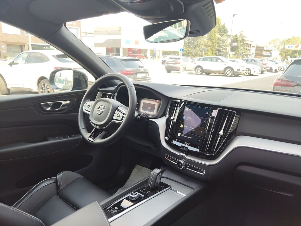 Volvo XC60 usata a Modena (8)