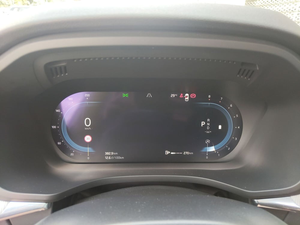 Volvo XC60 usata a Modena (9)