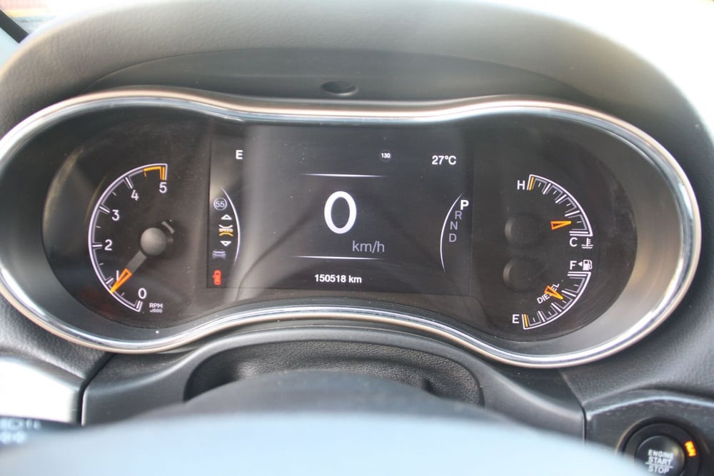 Jeep Grand Cherokee usata a Catania (11)