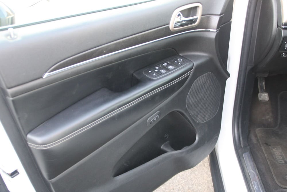 Jeep Grand Cherokee usata a Catania (15)