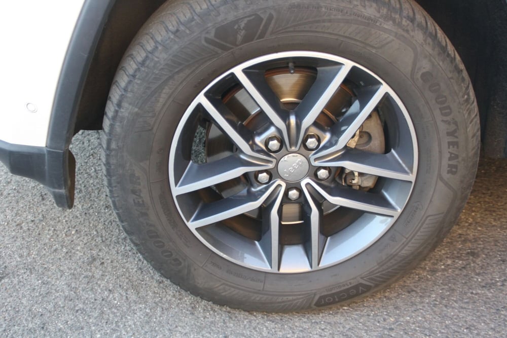 Jeep Grand Cherokee usata a Catania (18)