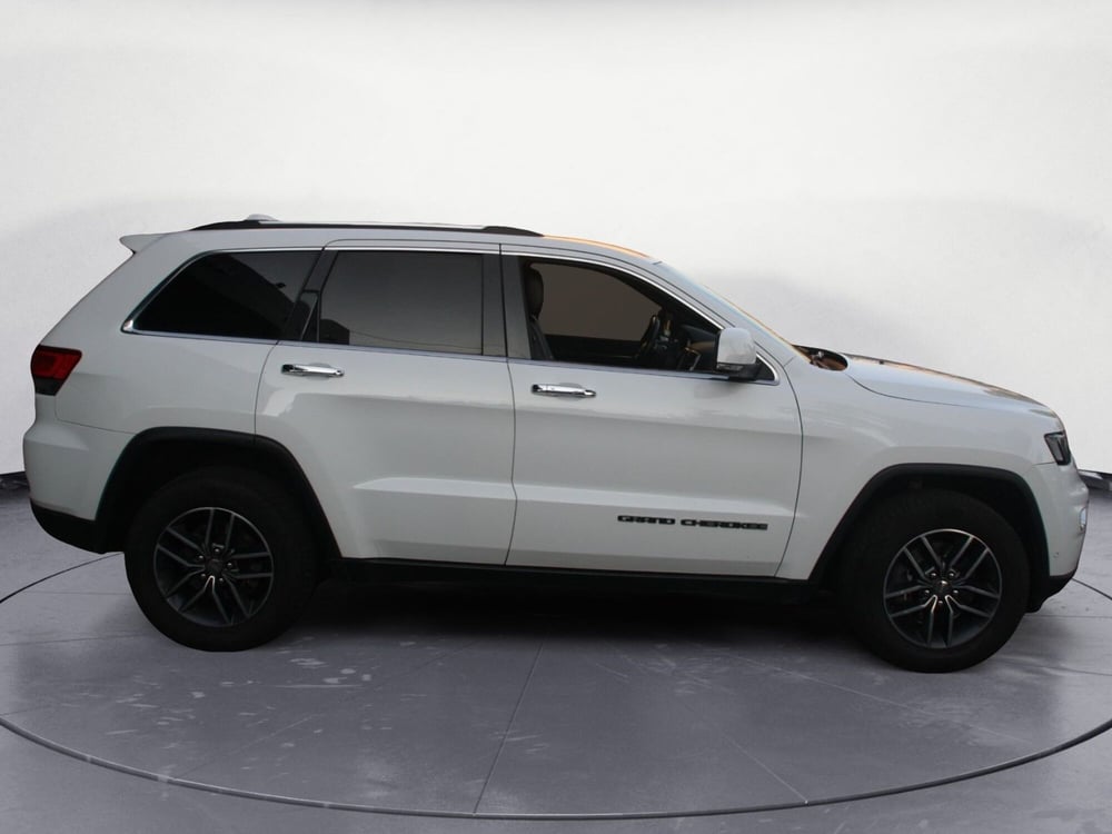 Jeep Grand Cherokee usata a Catania (7)