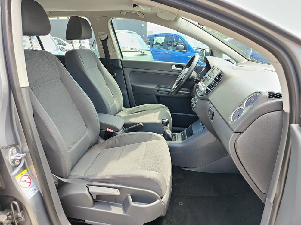 Volkswagen Golf Plus usata a Torino (14)