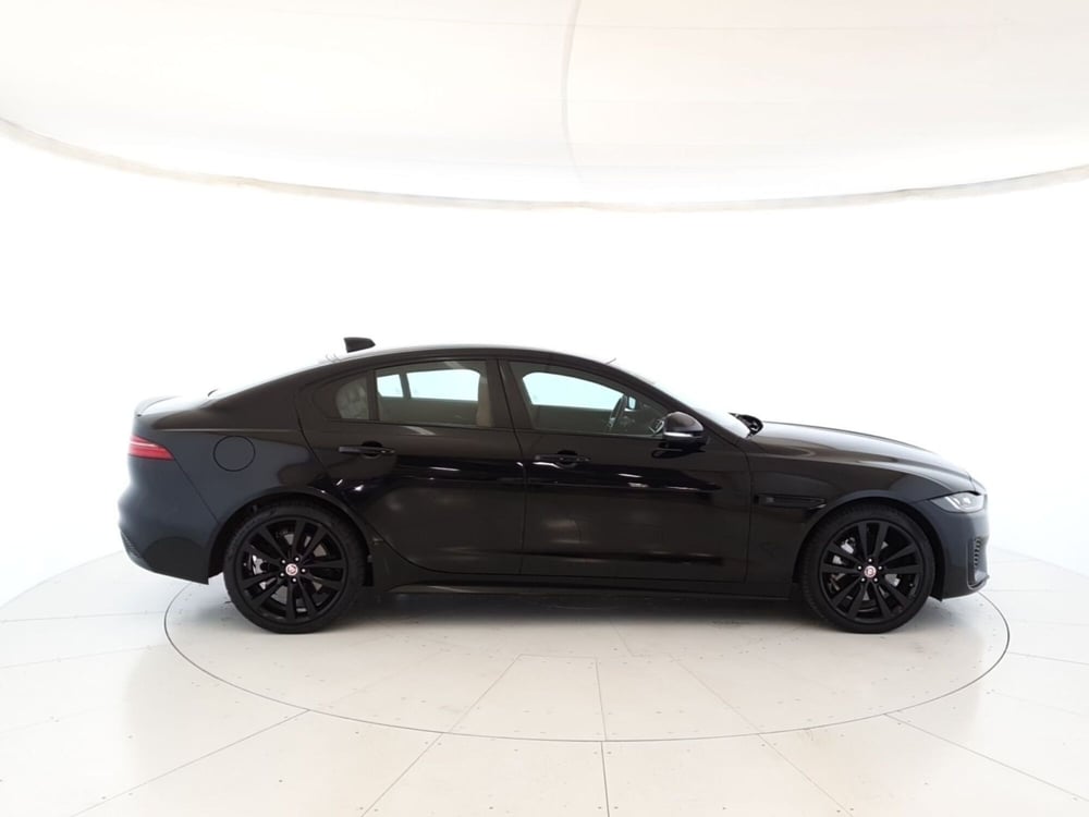 Jaguar XE usata a Monza e Brianza (6)
