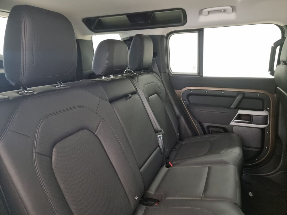 Land Rover Defender usata a Cuneo (5)